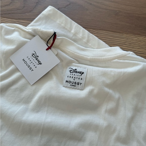 NWT Official Disney Parks Mickey T-Shirt- S - Picture 4 of 4